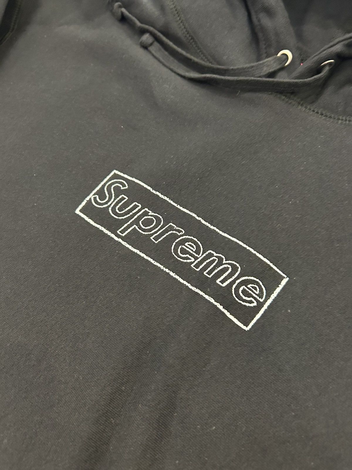 Kaws × Supreme Supreme x KAWS Chalk Logo Hooded Sweatshirt Size US L / EU 52-54 / 3 - 5 Thumbnail