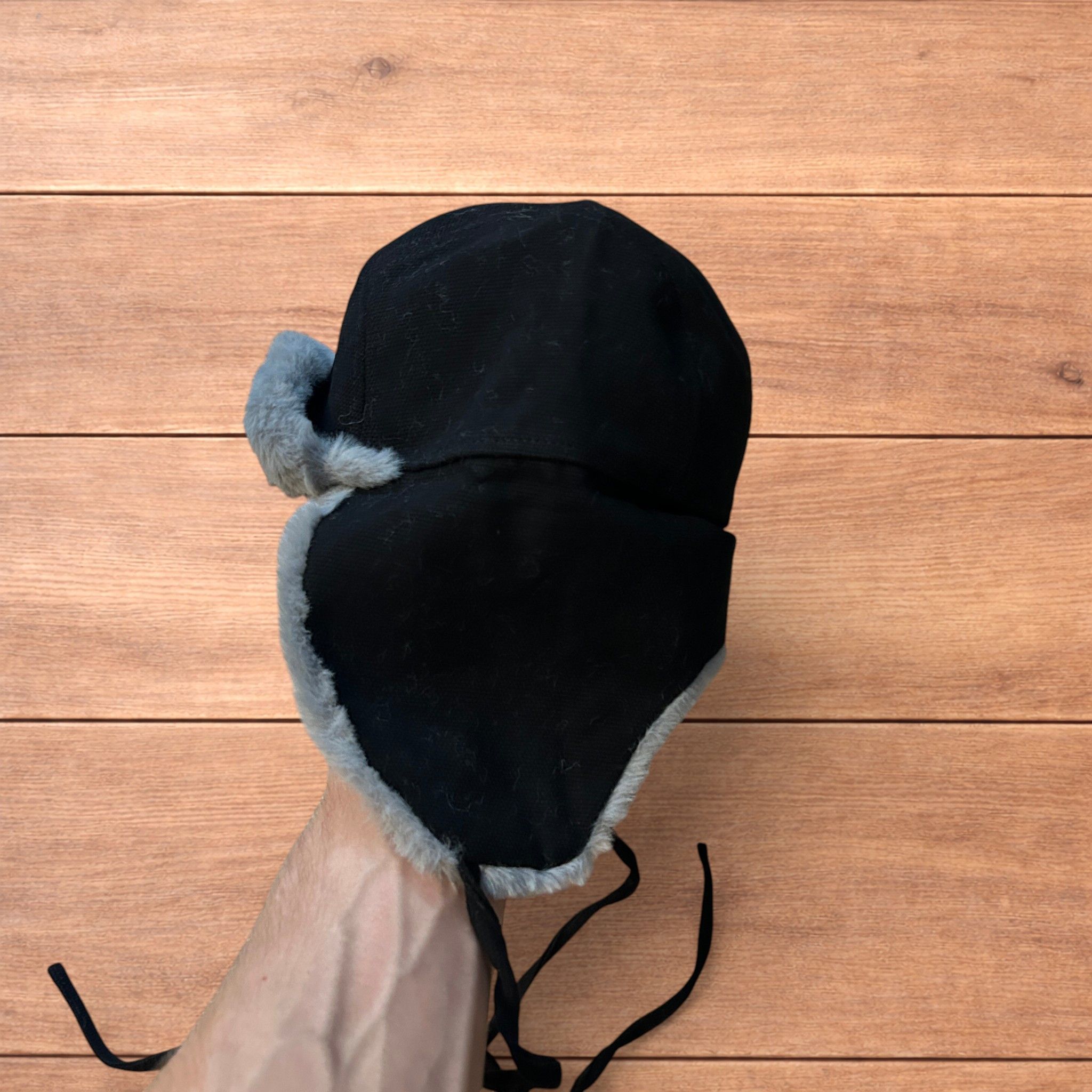 Japanese Brand Russian trapper ear flap hat in black/grey colour way. Size ONE SIZE - 5 Thumbnail