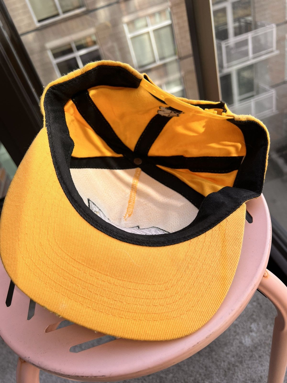 Supreme F/W ‘07 LA Kings “Bitch Please” 5-Panel Size ONE SIZE - 6 Thumbnail