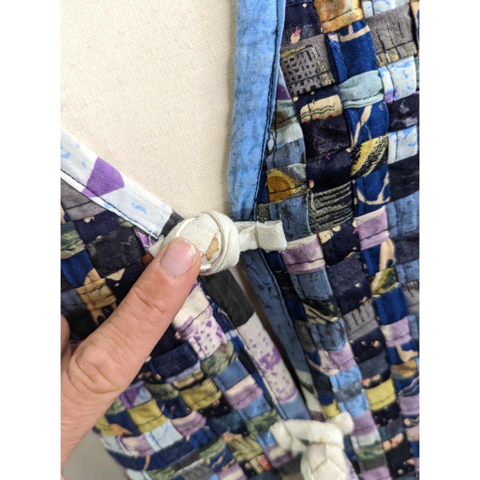 Vintage VINTAGE 90s Women's Vest Weave Quilted XL Blue Cotton V2J Braided Check Womens Vest Mens? Size XL / US 12-14 / IT 48-50 - 3 Thumbnail