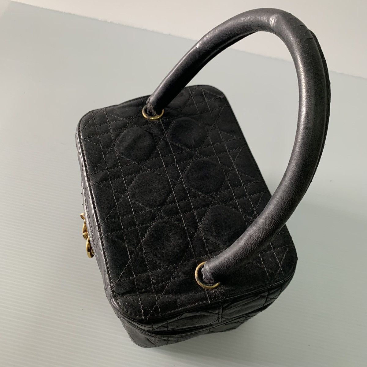 Dior Christian Dior Cannage Quilted Vanity Bag Size ONE SIZE - 10 Thumbnail
