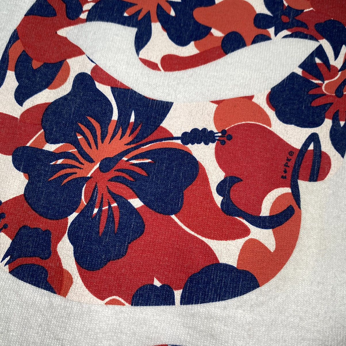 Bape × Vintage Hibiscus Camo Ape Face Tee Size US M / EU 48-50 / 2 - 12 Thumbnail