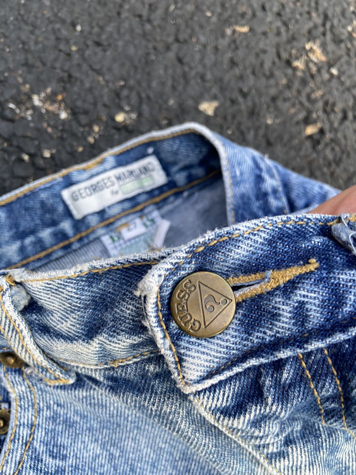 Guess Vintage 90’s Faded USA Made Guess Blue Jeans Unique Size US 26 / EU 42 - 4 Thumbnail