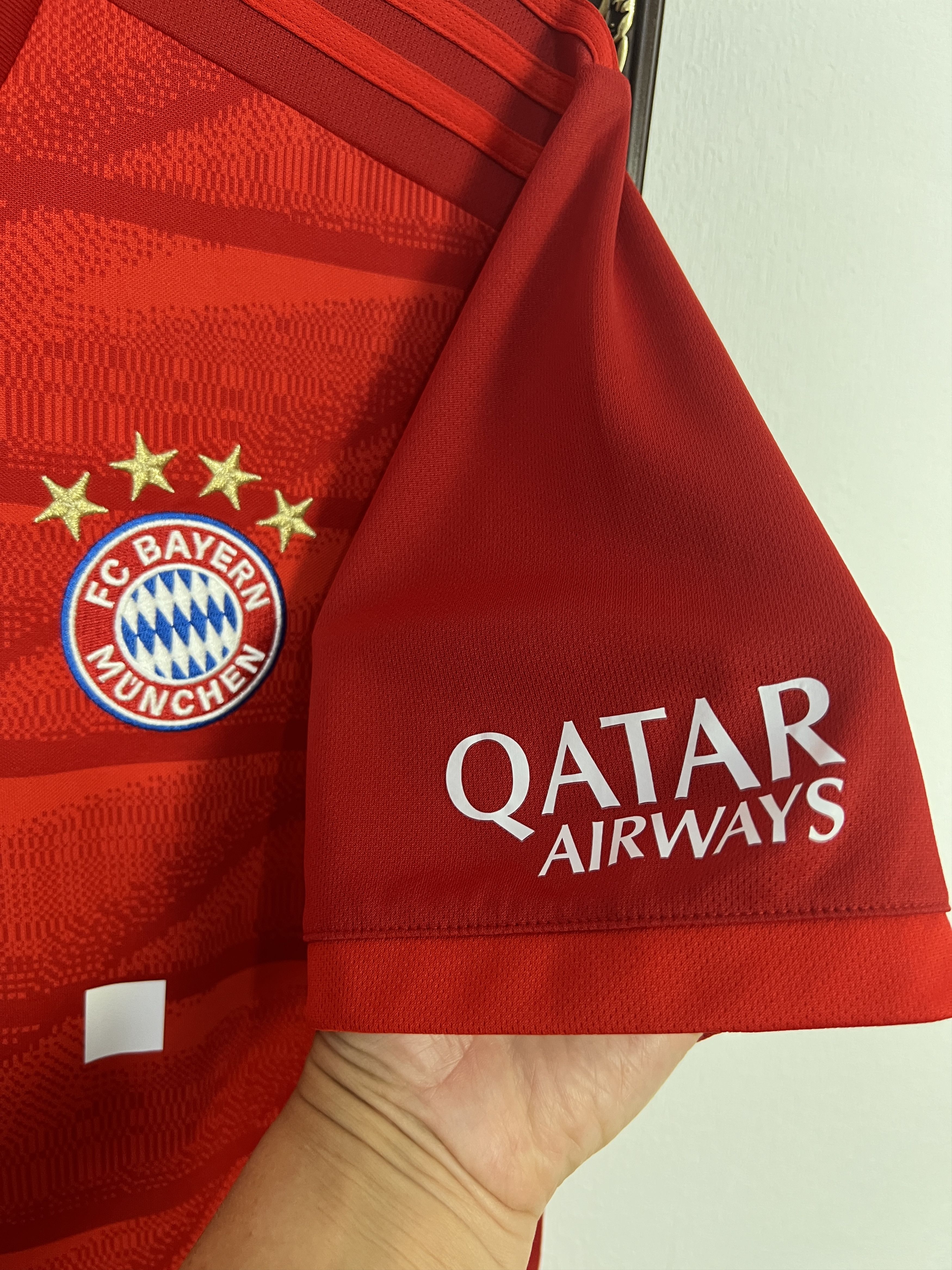 Adidas Bayern Munich Home football shirt 2018 #22 Gnabry Adidas Size US XL / EU 56 / 4 - 7 Thumbnail