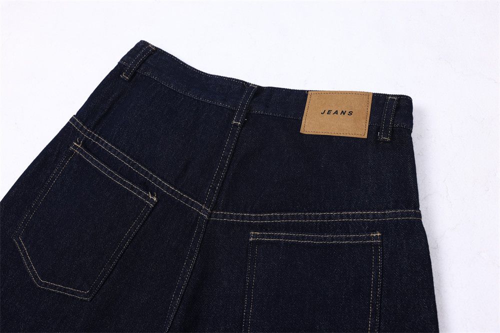 Japanese Brand × Jean Men's straight-leg contrast-color cuffed denim shorts Size US 32 / EU 48 - 5 Thumbnail