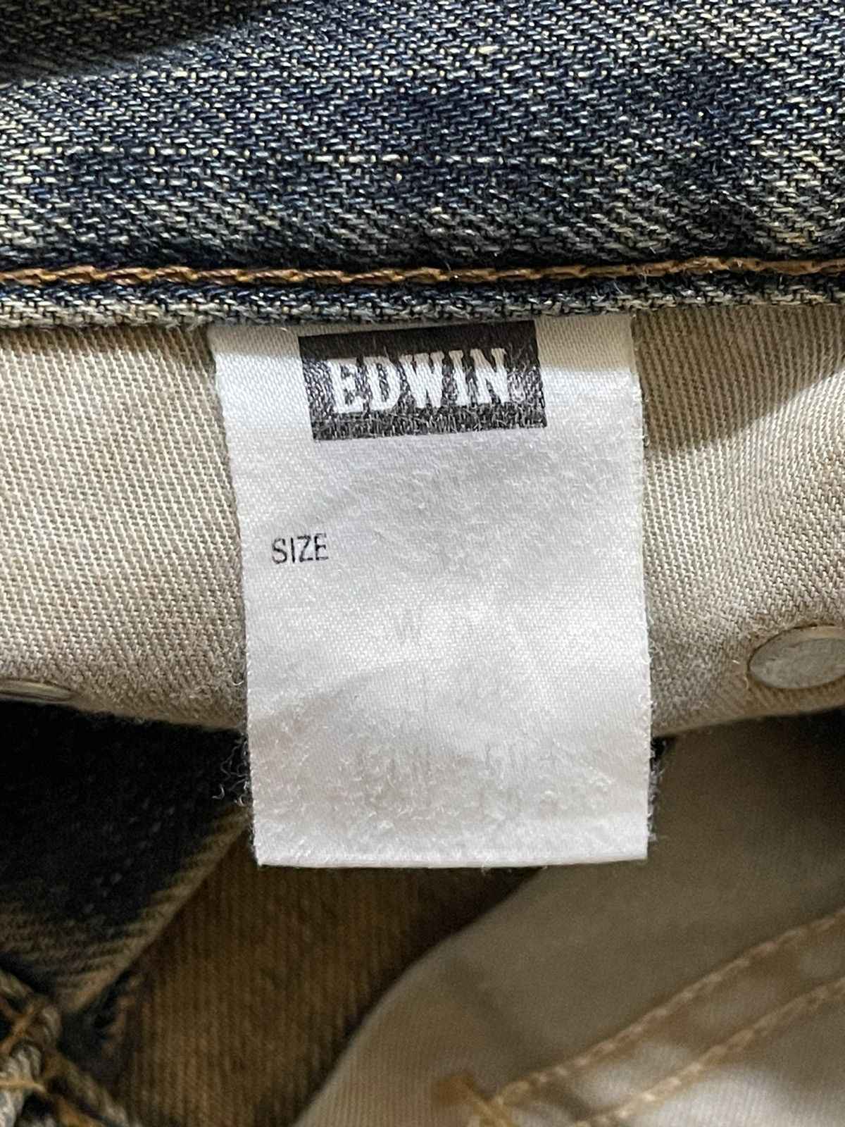Edwin Vintage Edwin Faded Wash Distressed Loose Jeans Size US 32 / EU 48 - 11 Thumbnail