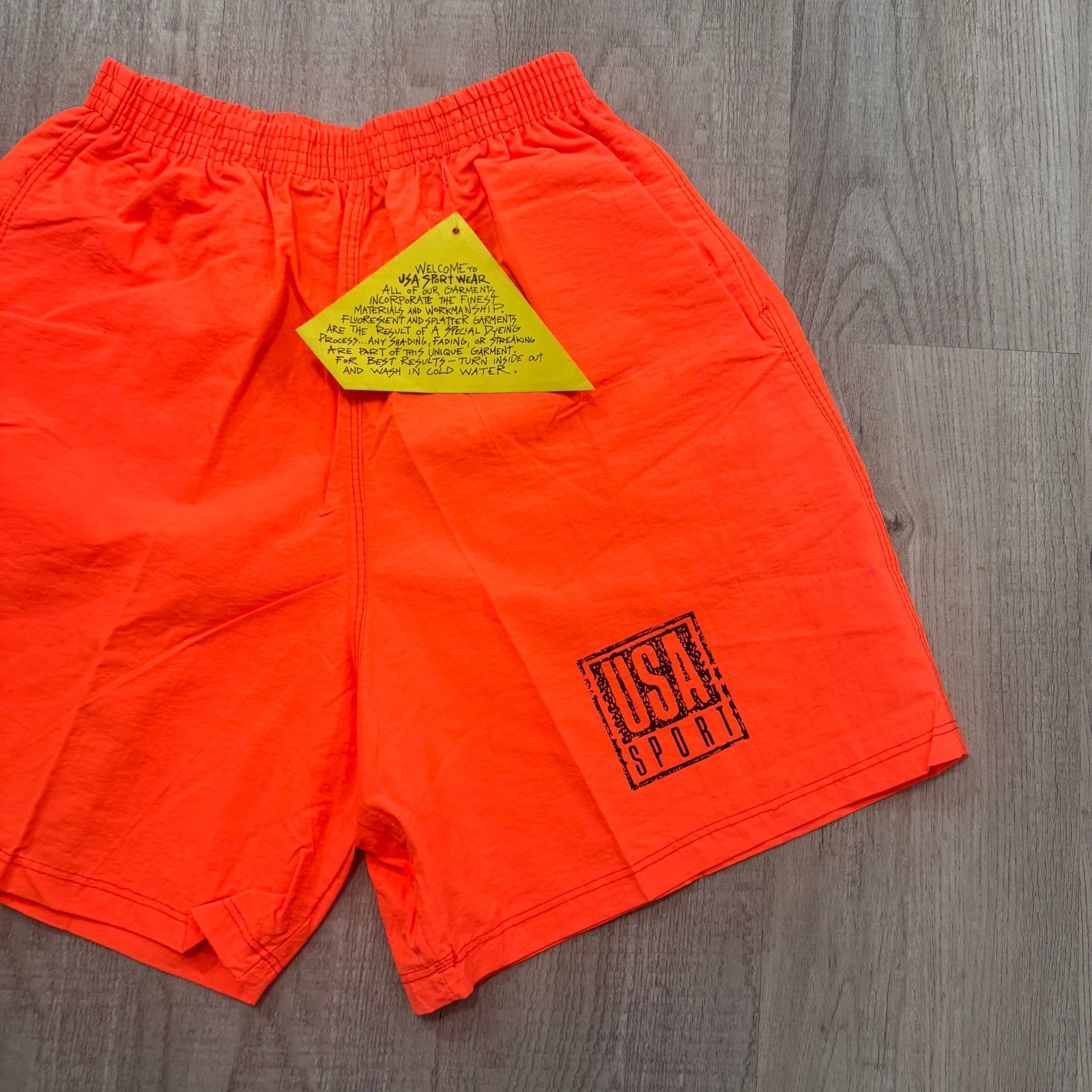 Vintage NEW Vintage USA Sport Surf Shorts Mens Medium Orange 80s Size US 26 / EU 42 - 2 Thumbnail