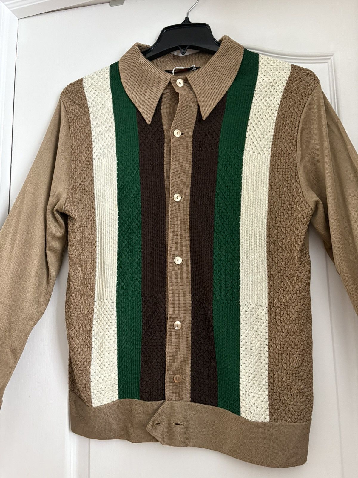 Vintage Button-up tan, brown and green cardigan/shirt Size US M / EU 48-50 / 2 - 1 Thumbnail