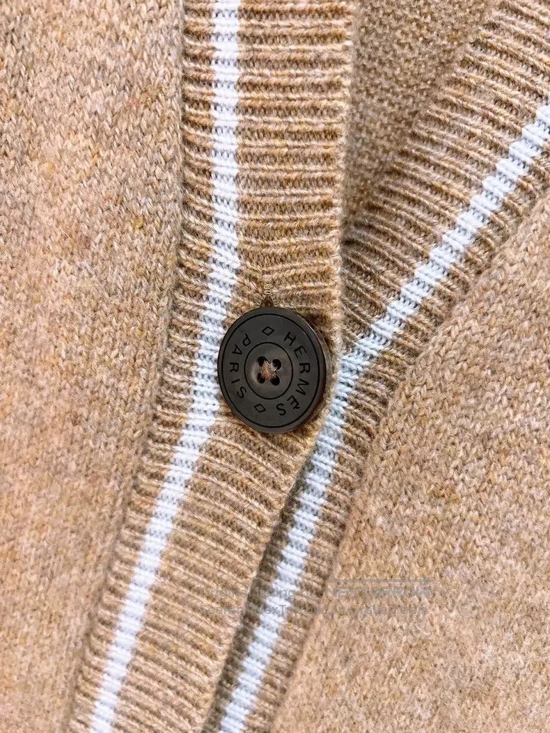 Hermes Hermes Camel Color Snowflake Cashmere Cardigan Size XXS / US 00 / IT 34 - 7 Thumbnail