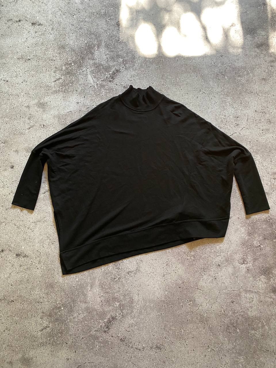 Ann Demeulemeester Ann Demeulemeester asymmetrical sweatshirt Size XS / US 0-2 / IT 36-38 - 1 Thumbnail