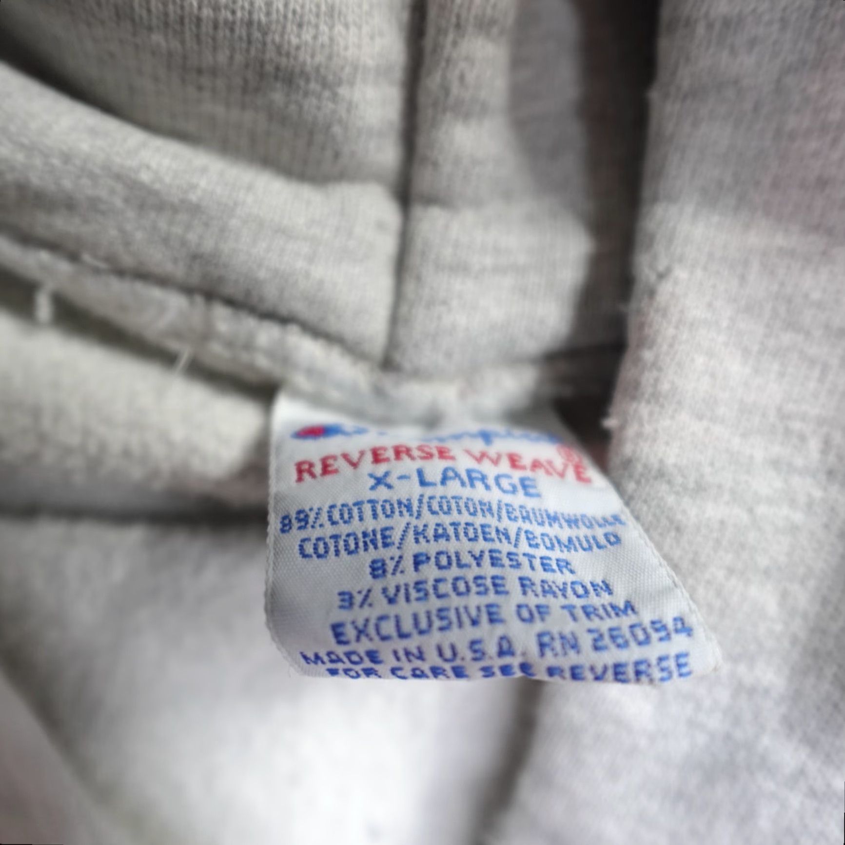 Vintage VINTAGE Champion Sweater Hoodie M Men Gray Reverse Weave USA Blank Pullover Size US M / EU 48-50 / 2 - 4 Thumbnail