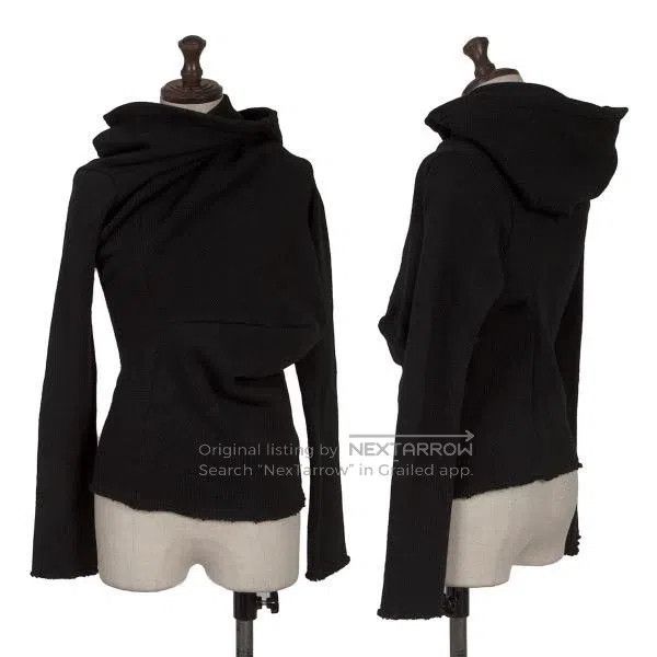 Comme des Garcons Comme des Garcons Black retro deformation sweater Size M / US 6-8 / IT 42-44 - 1 Thumbnail