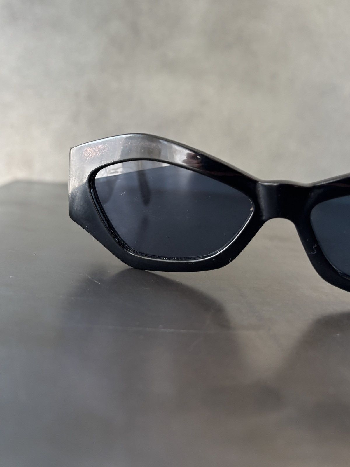Versace 1990s Gianni Versace Sunglasses Vintage Versace Mod 421 Size ONE SIZE - 12 Thumbnail