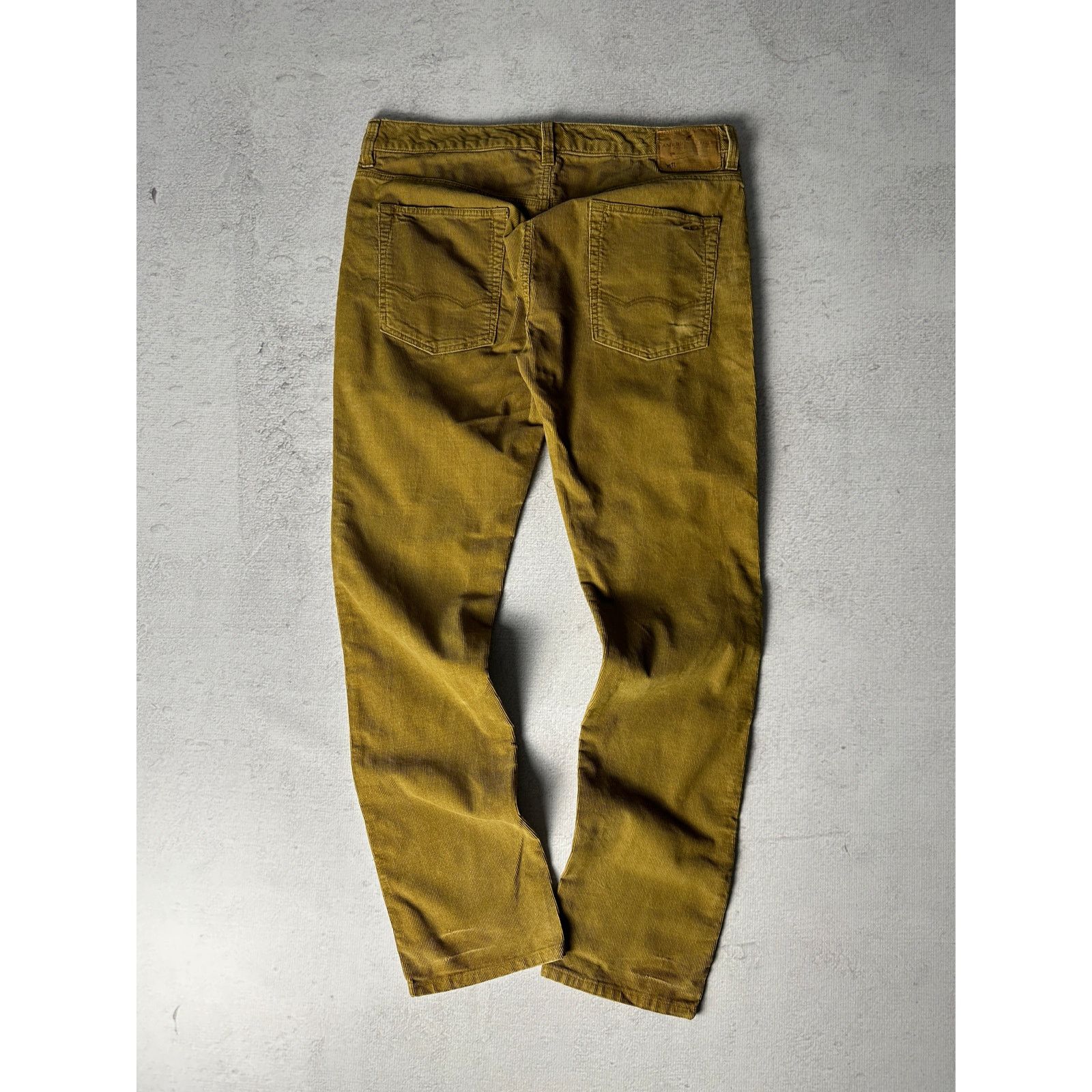 American Eagle Outfitters Vintage American Eagle Couduroy Green Jeans - Men's 38W32L Size US 38 / EU 54 - 2 Thumbnail