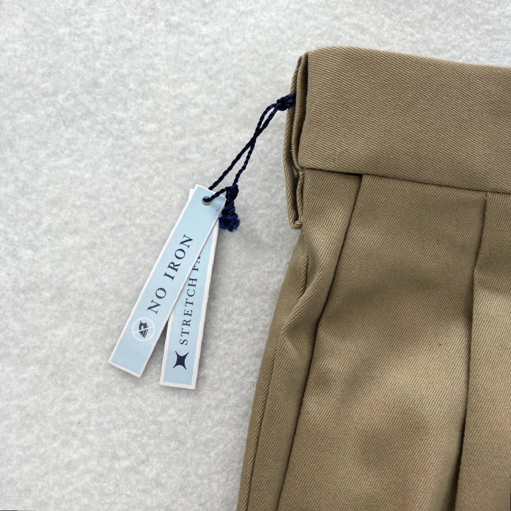 Croft & Barrow Croft & Barrow No Iron Khaki Pants Mens 34x34 Classic Fit Beige Stretch Casual Size US 34 / EU 50 - 4 Thumbnail