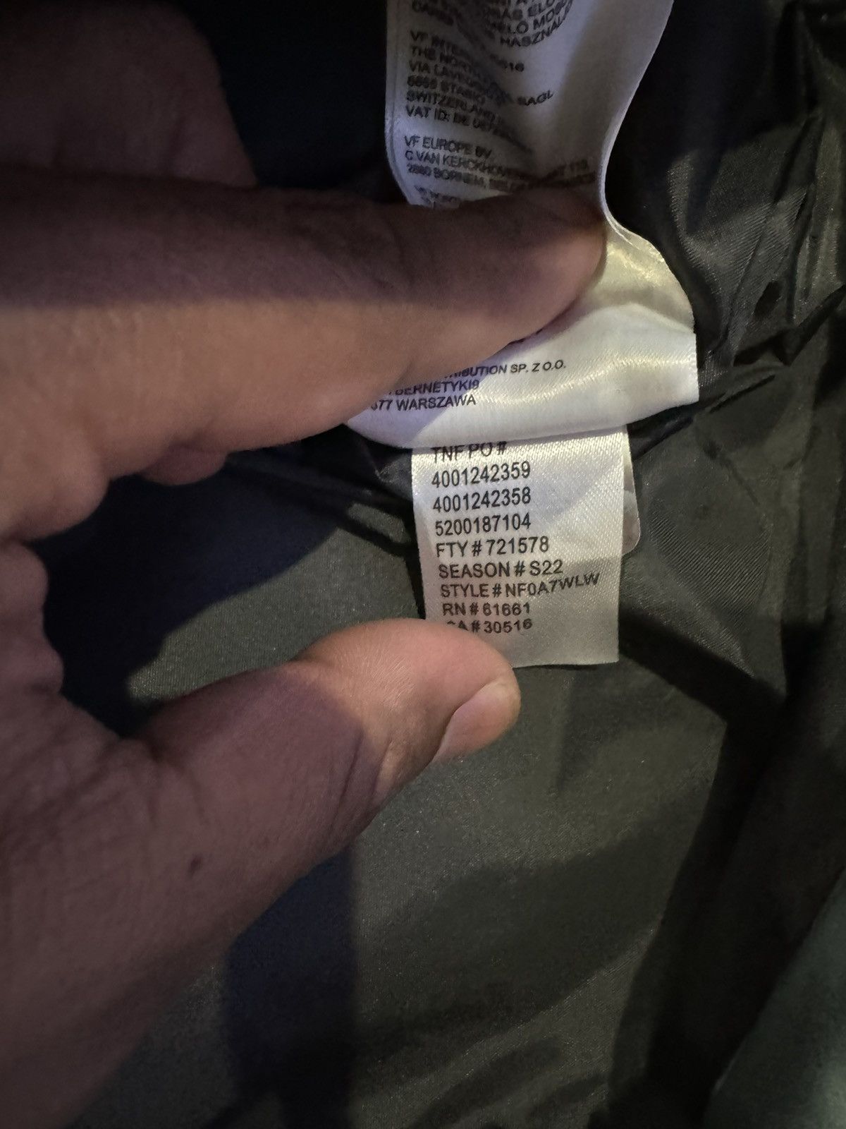 Kaws × The North Face KAWS X THE NORTH FACE 1986 MOUNTAIN JACKET BALSAM GREEN Size US L / EU 52-54 / 3 - 7 Thumbnail