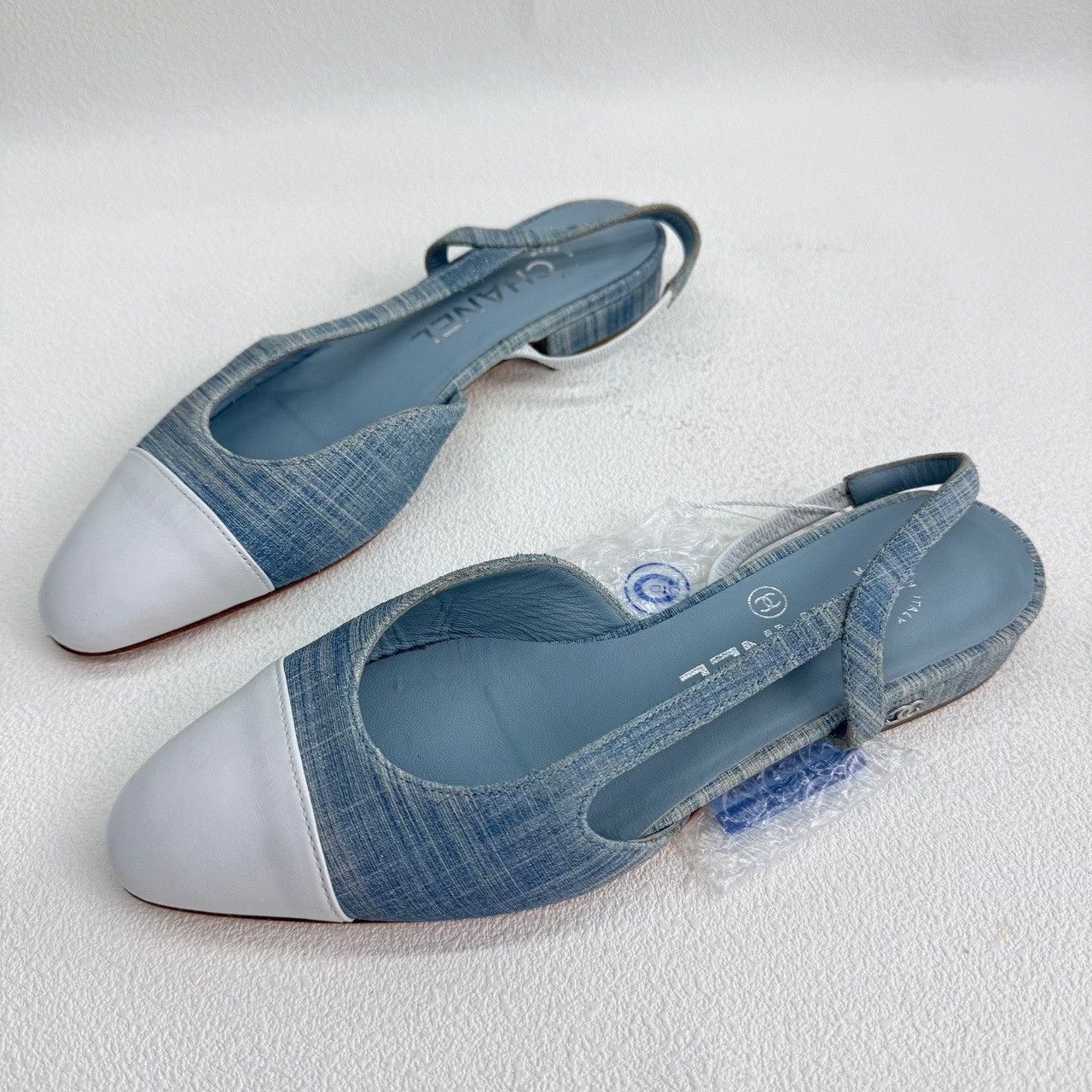 Chanel Chanel Blue Lowtop Sneakers us_5 Women Size US 5 / IT 35 - 1 Thumbnail