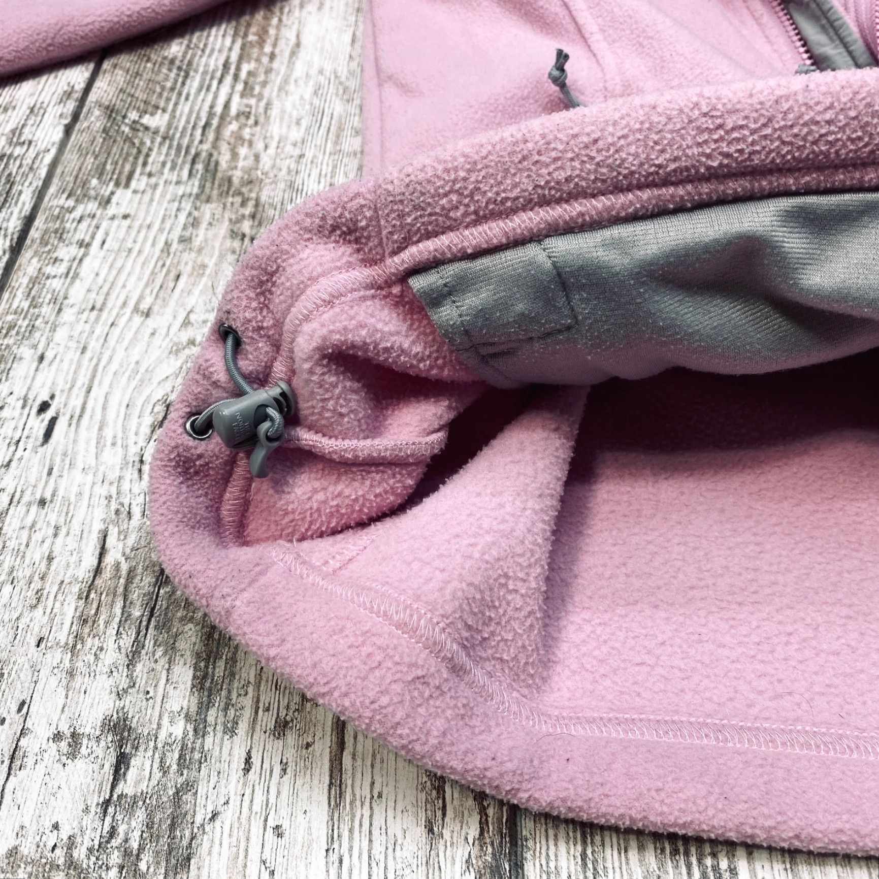 The North Face VINTAGE The North Face Women’s Pink Fleece Jacket Full Zip Medium Cancer Awareness 7392 Size M / US 6-8 / IT 42-44 - 7 Thumbnail