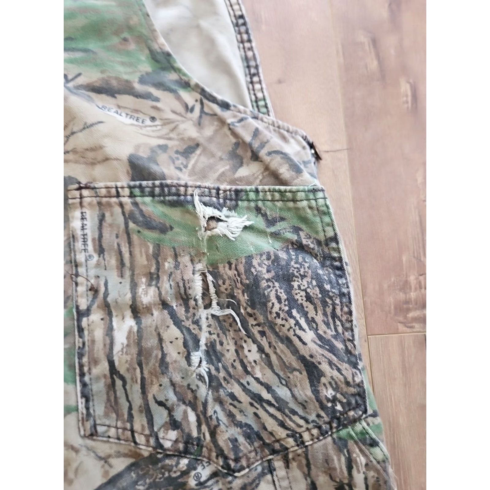 Walls VTG Walls Outdoors Hipster Bib Camo Bow Hunting Camouflage Overalls Mens 36x30 Size US 36 / EU 52 - 8 Thumbnail