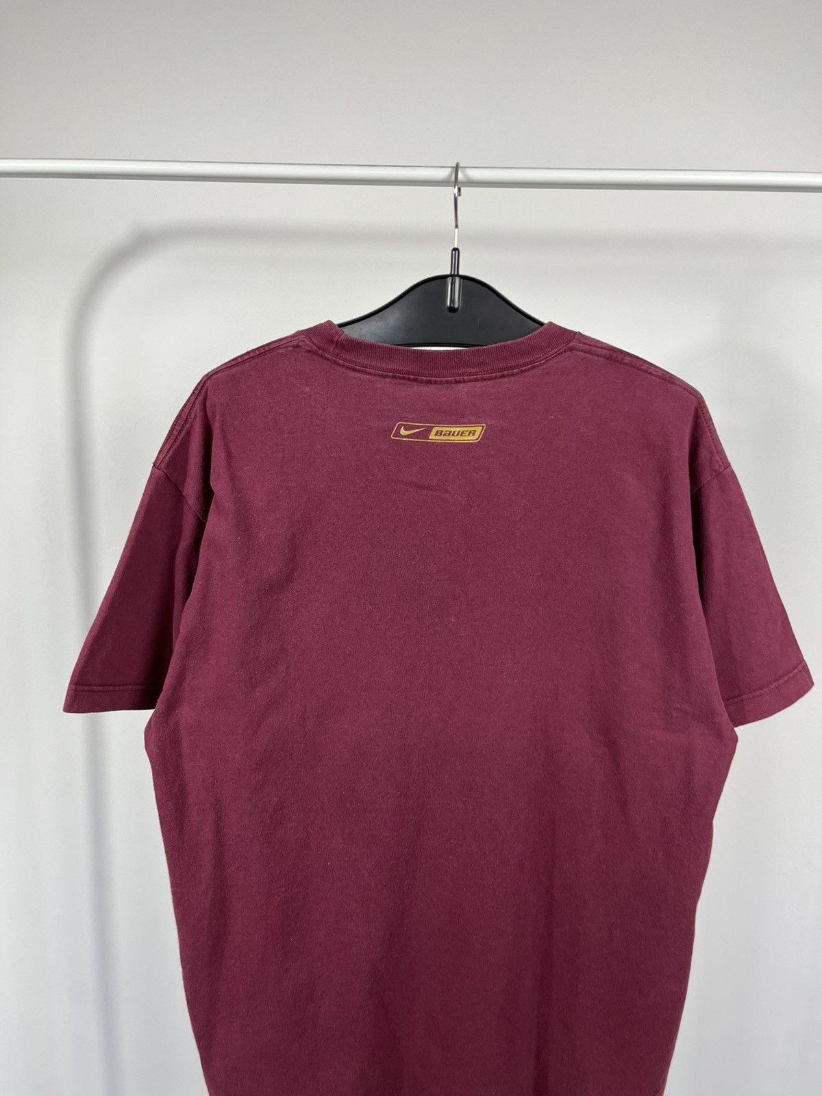 Nike Vintage Nike Bauer Graphic T Shirt Burgundy Hockey Tee L Size US L / EU 52-54 / 3 - 9 Thumbnail