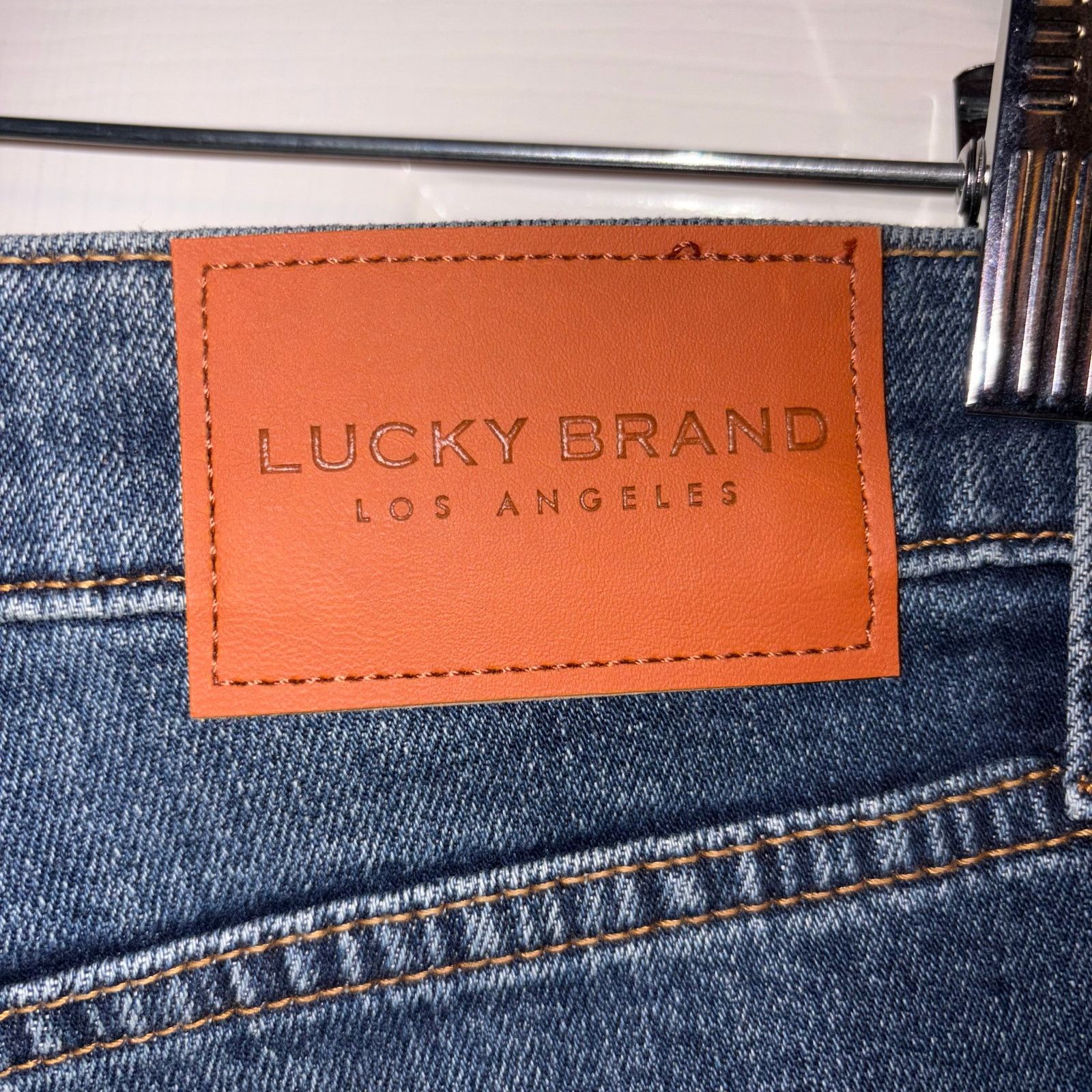 Lucky Brand Lucky Brand Men’s 121 Slim Straight Jeans W38 L30 Stretch Size US 38 / EU 54 - 3 Thumbnail