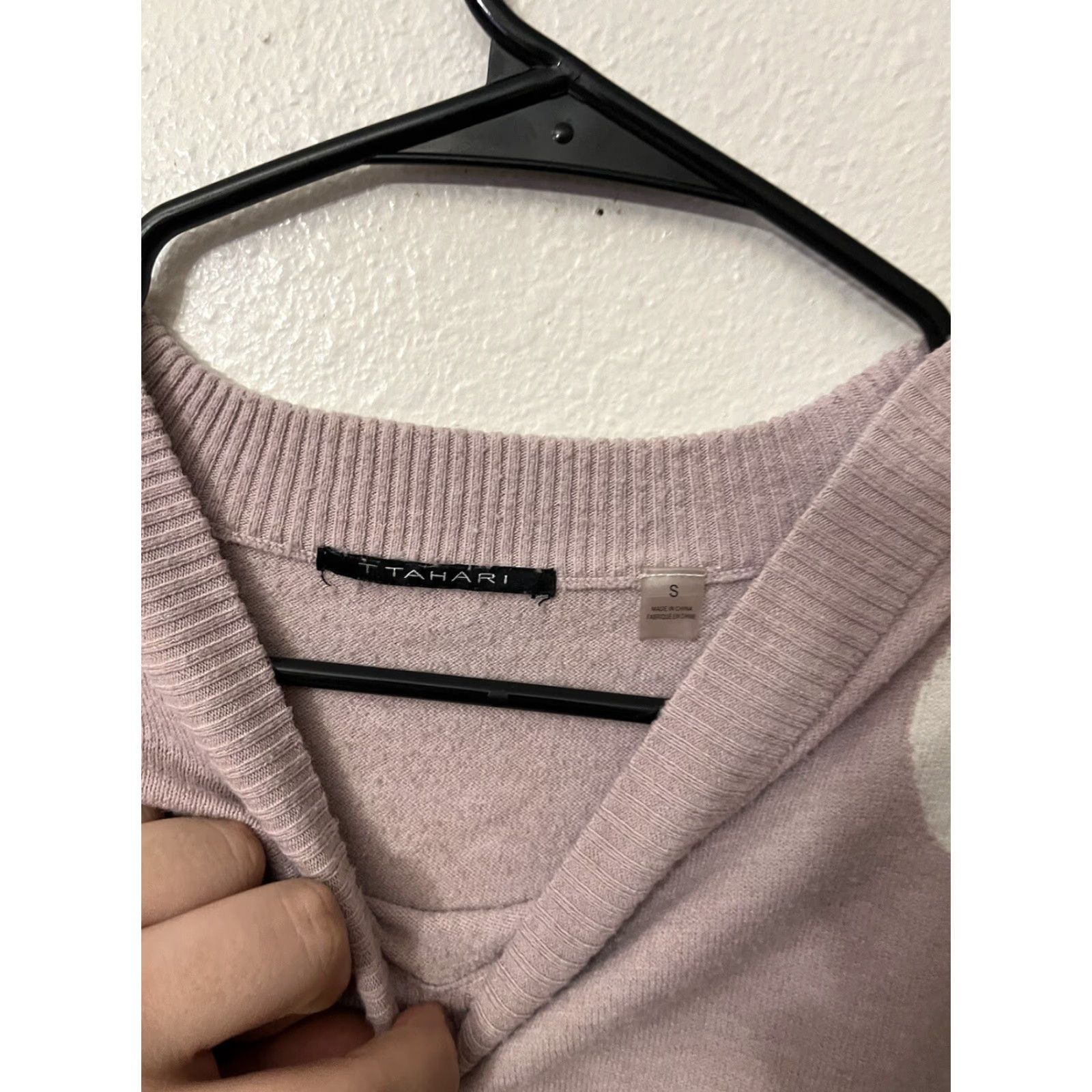 Vintage Tahari Women Sweater Long Sleeve Pullover Pink Polka Dot Crew Neck Size S Regular Size S / US 4 / IT 40 - 2 Thumbnail