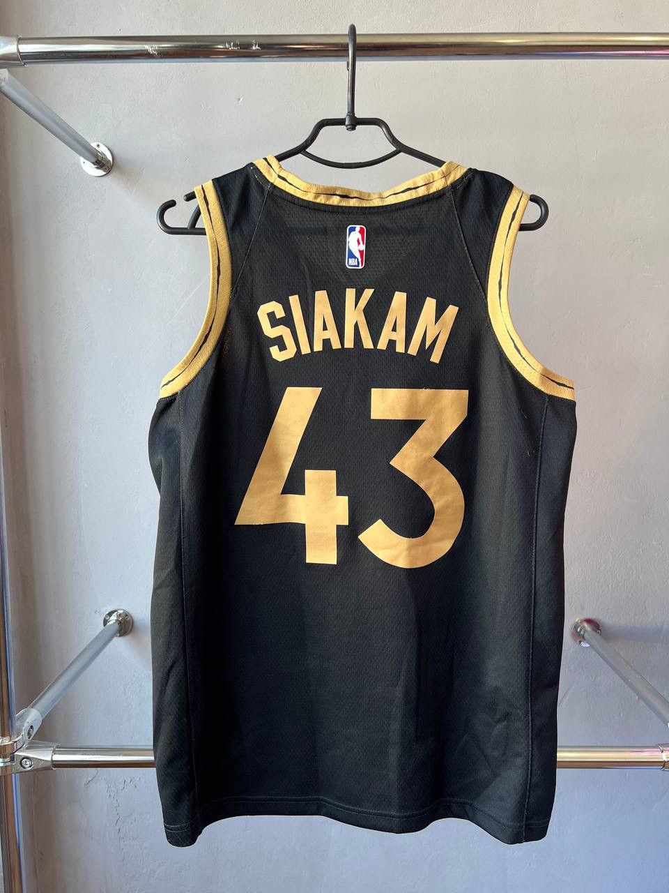 NBA 2020 TORONTO RAPTORS #43 SIAKAM SWINGMAN BASKETBALL JERSEY Size US M / EU 48-50 / 2 - 11 Thumbnail