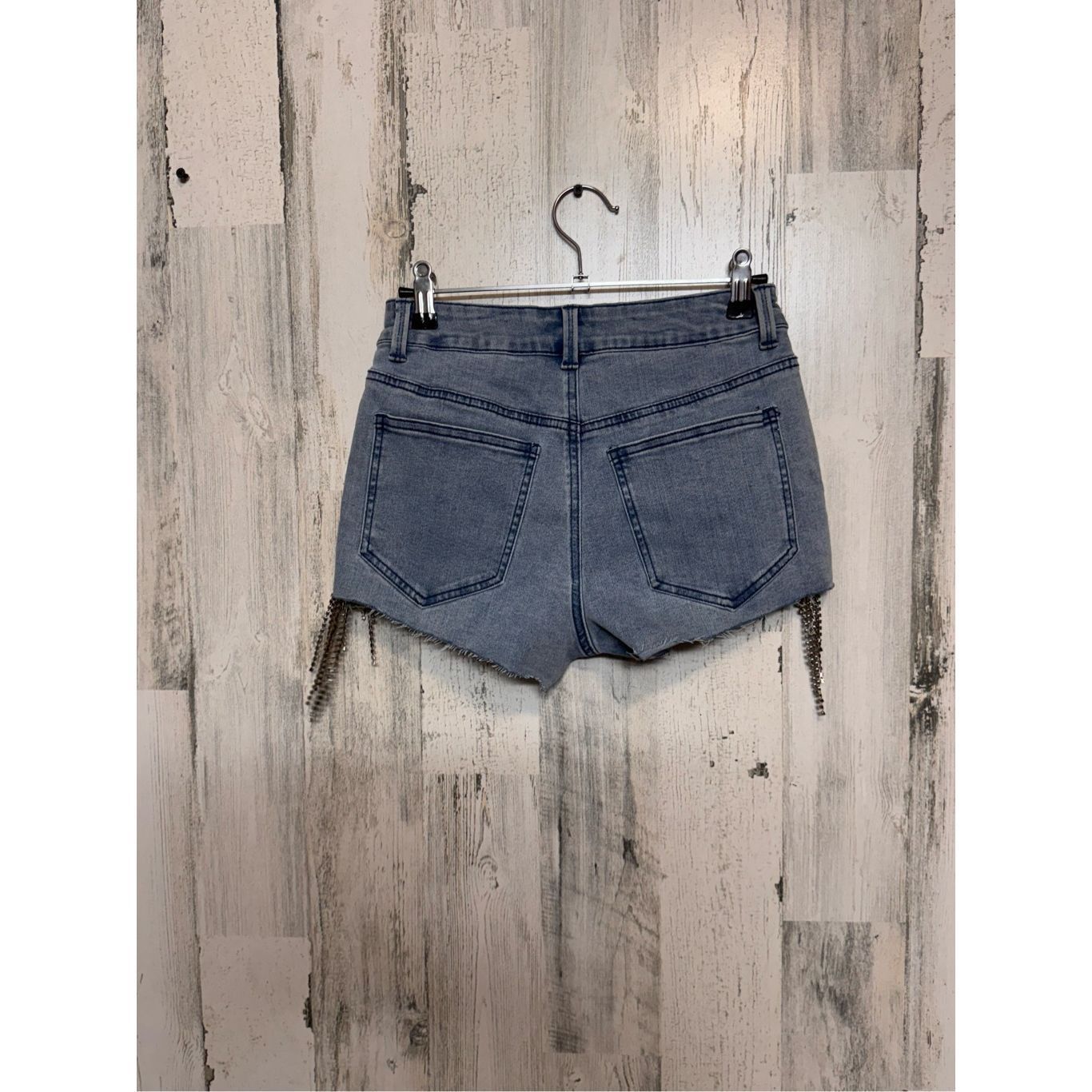 Forever 21 Forever 21 Rhinestone Fringe High-Rise Denim Shorts Size 26 Size 26" / US 2 / IT 38 - 6 Thumbnail