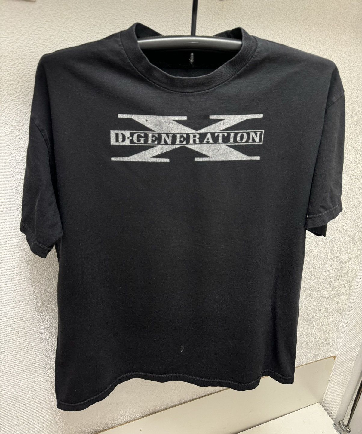 WWE D Generation X WWE two words suck it vintage t-shirt Xl Size US XL / EU 56 / 4 - 1 Thumbnail