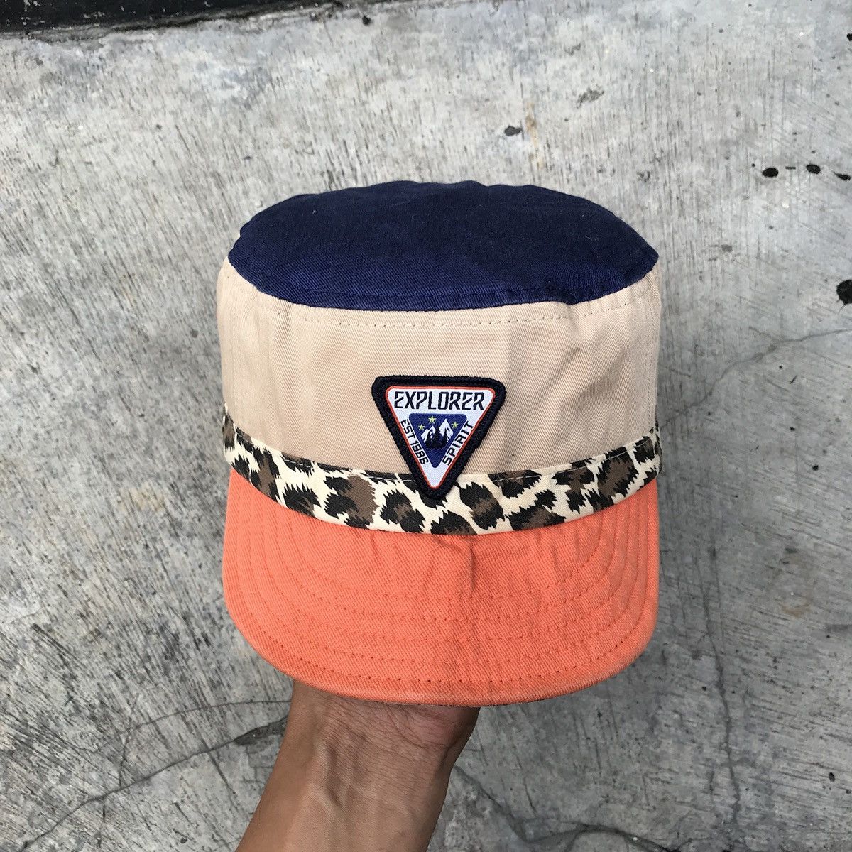Airwalk Unique airwalk cycle hat with short brim Size ONE SIZE - 2 Thumbnail