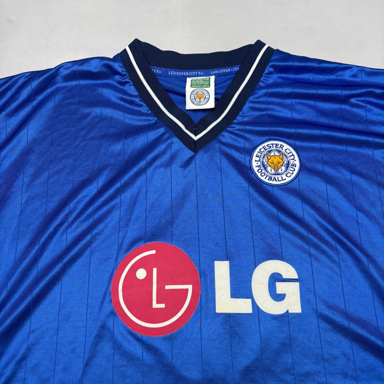 Other Leicester City F.C. Muzzy Izzet 6 2002 Jersey 2XL Score Draw Size US XXL / EU 58 / 5 - 2 Thumbnail