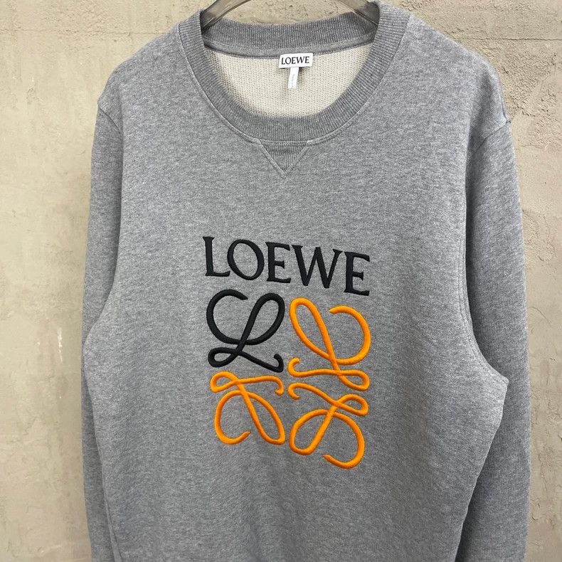 Loewe LOEWE Gray embroidered large Logo round neck sweater Size S / US 4 / IT 40 - 3 Thumbnail