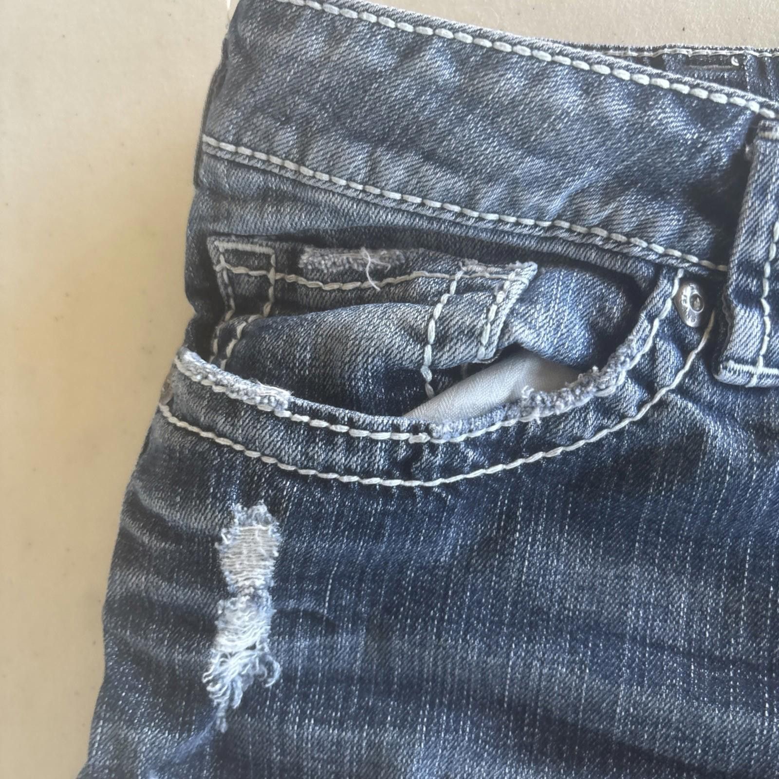 Silver Jeans Co. Silver Jeans Cut Off Denim Jean Shorts Womens Small Blue Size 28" / US 6 / IT 42 - 5 Thumbnail