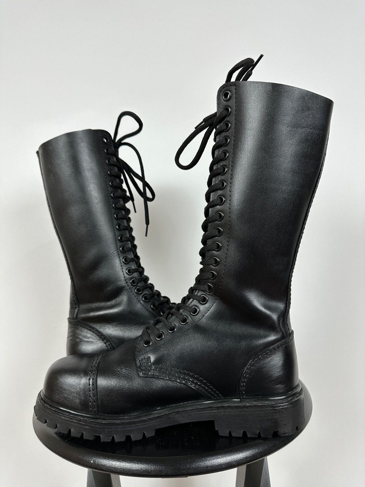 Vintage Vintage Undercover High Leather Steel Toe England Boots Size US 7.5 / EU 40-41 - 8 Thumbnail