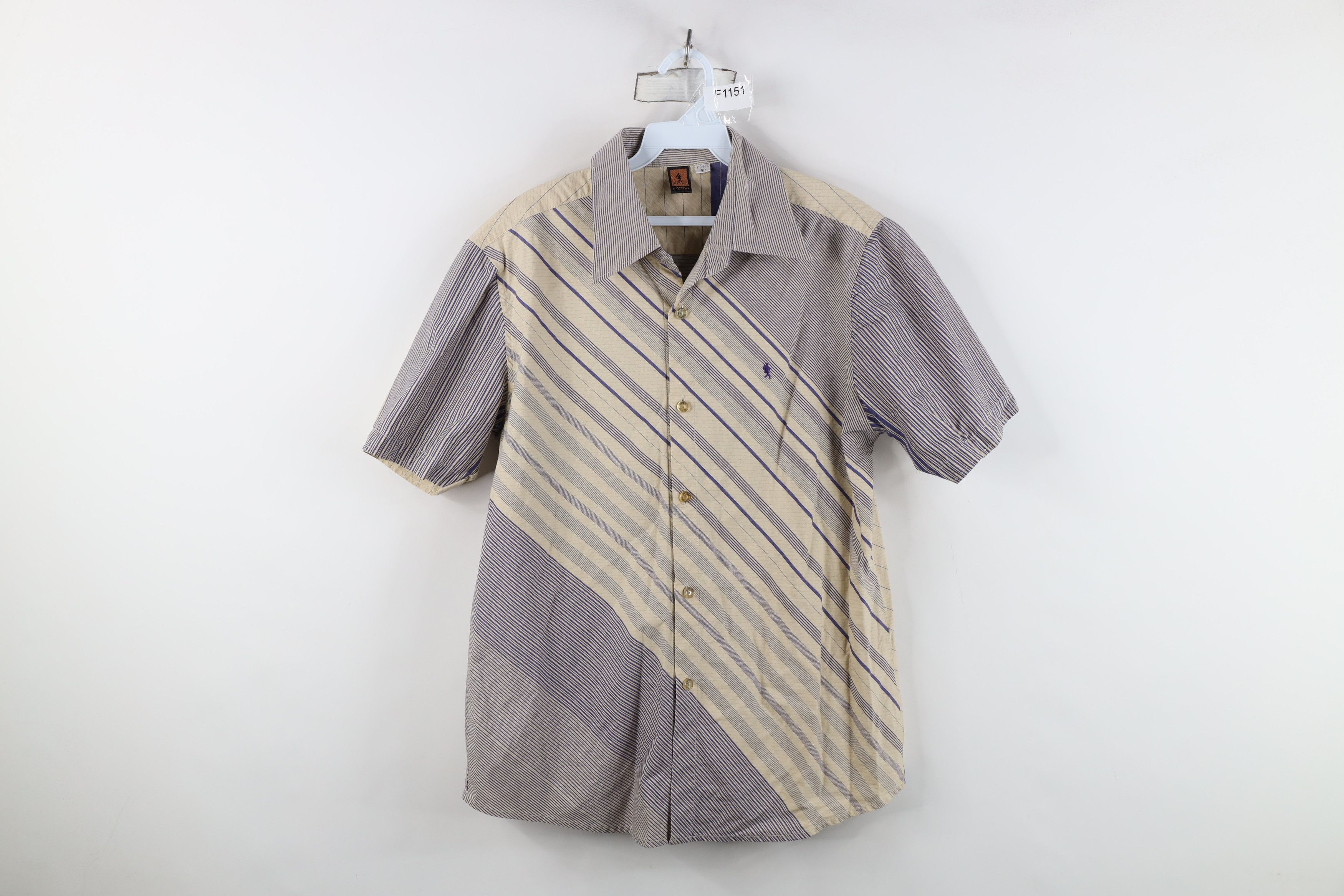 Vintage Vintage 90s Streetwear Block Short Sleeve Button Shirt Size US L / EU 52-54 / 3 - 1 Thumbnail