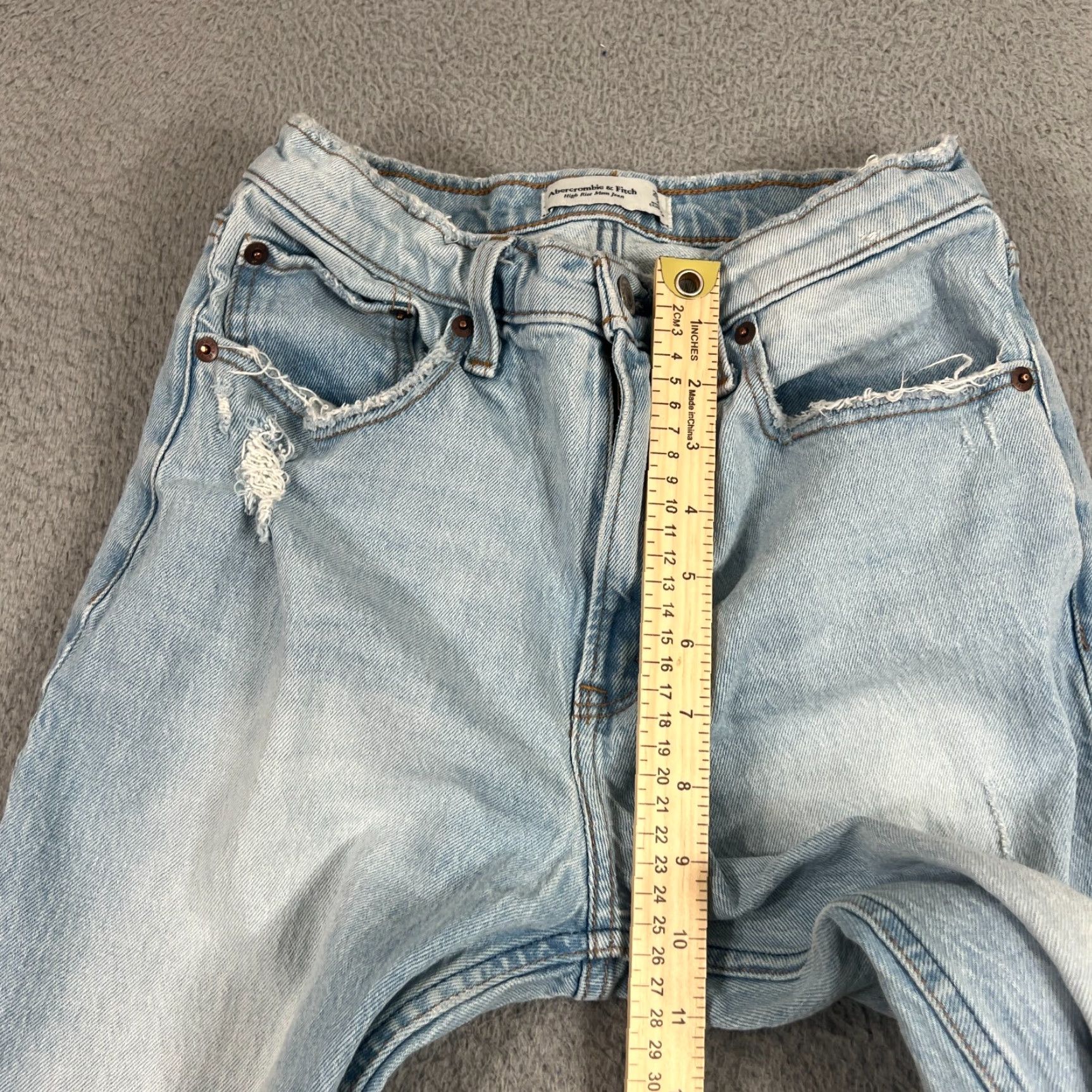 Abercrombie & Fitch Abercrombie & Fitch Mom Jeans Womens Size 2/26 Blue Denim Distressed High Rise Size 26" / US 2 / IT 38 - 4 Thumbnail