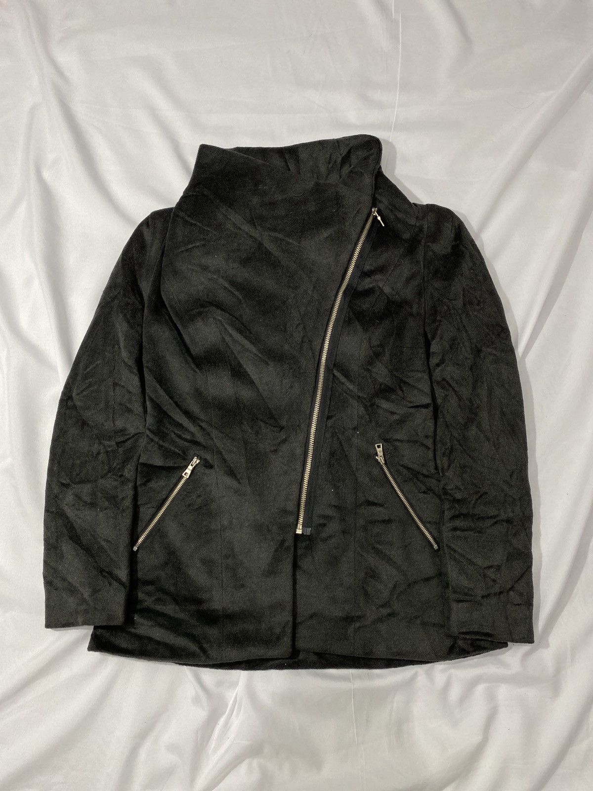Isamu Katayama Backlash 2000’s Eris Asymmetrical vkei black jacket Size US S / EU 44-46 / 1 - 2 Thumbnail