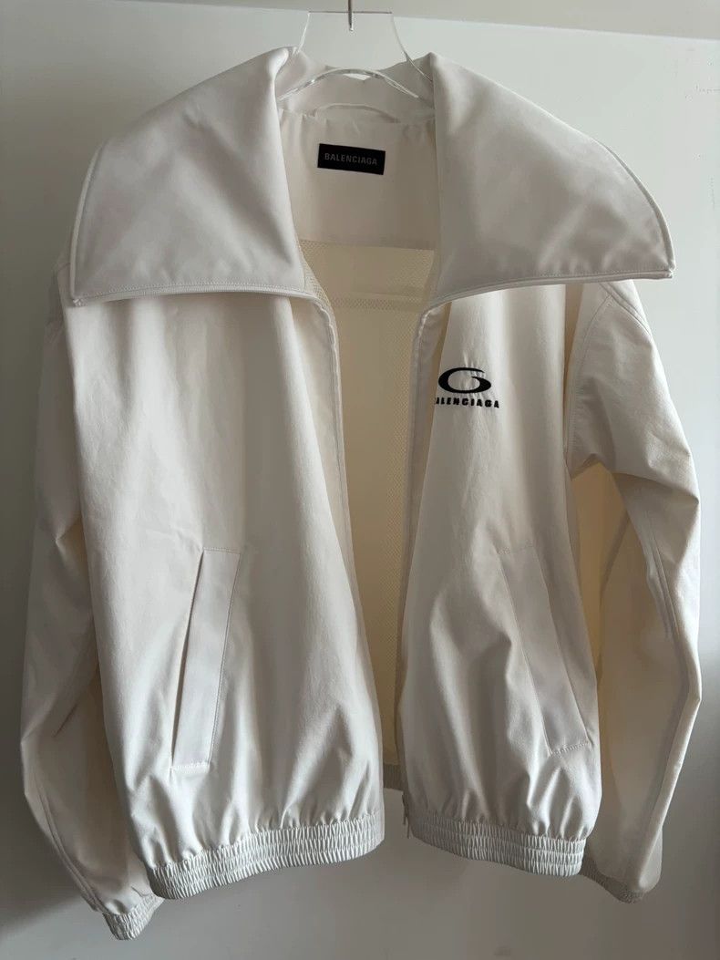 Balenciaga Balenciaga Embroidered Logo Jacket 36 Size - dmc Size US S / EU 44-46 / 1 - 1 Thumbnail