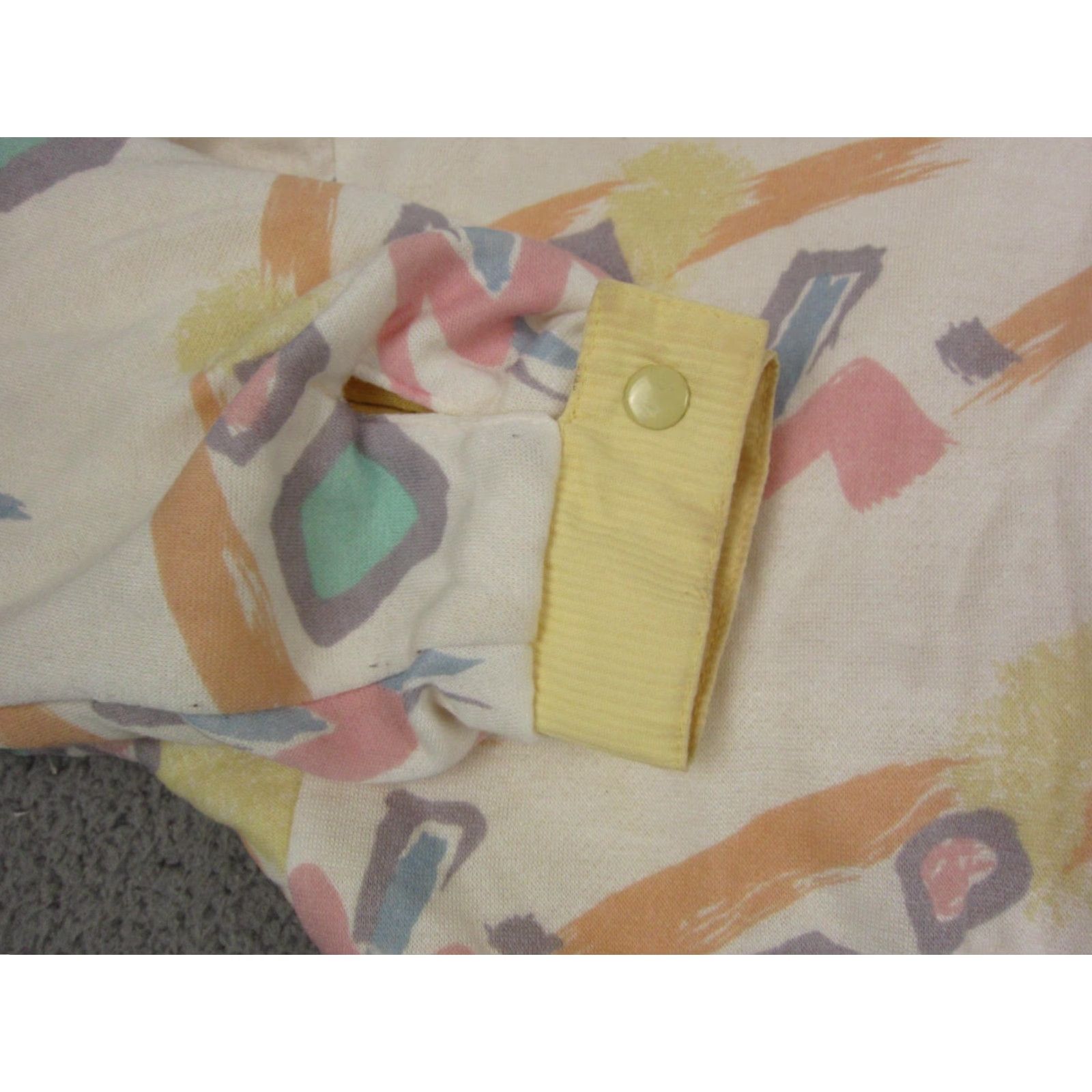 Vintage VINTAGE Izzi Jacket Womens Medium White Abstract Reversible Memphis Design 90s Jacket Size M / US 6-8 / IT 42-44 - 5 Thumbnail