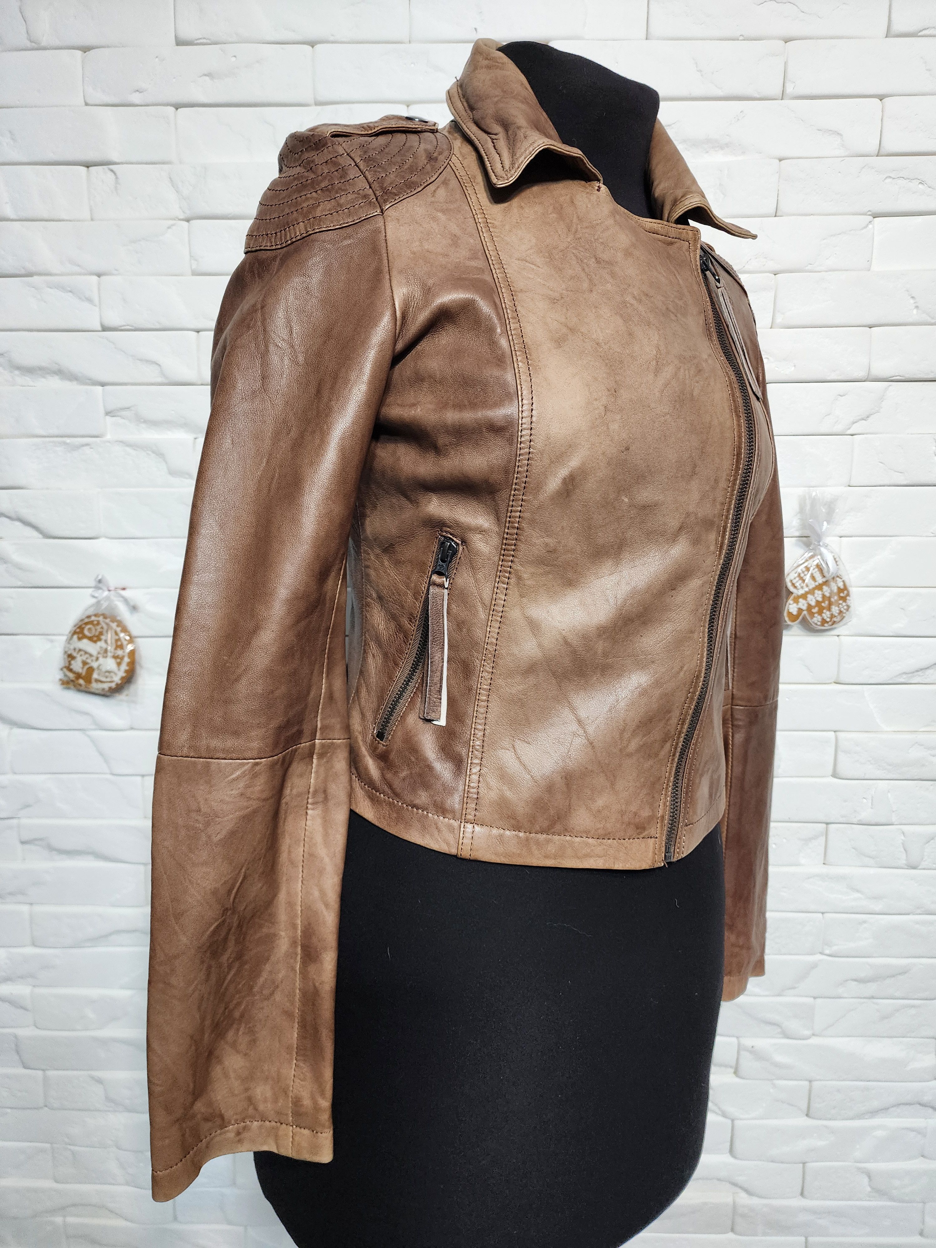 Tommy Hilfiger Brown Leather Sports Jacket: Women's Zip-Up Moto Size S / US 4 / IT 40 - 5 Thumbnail