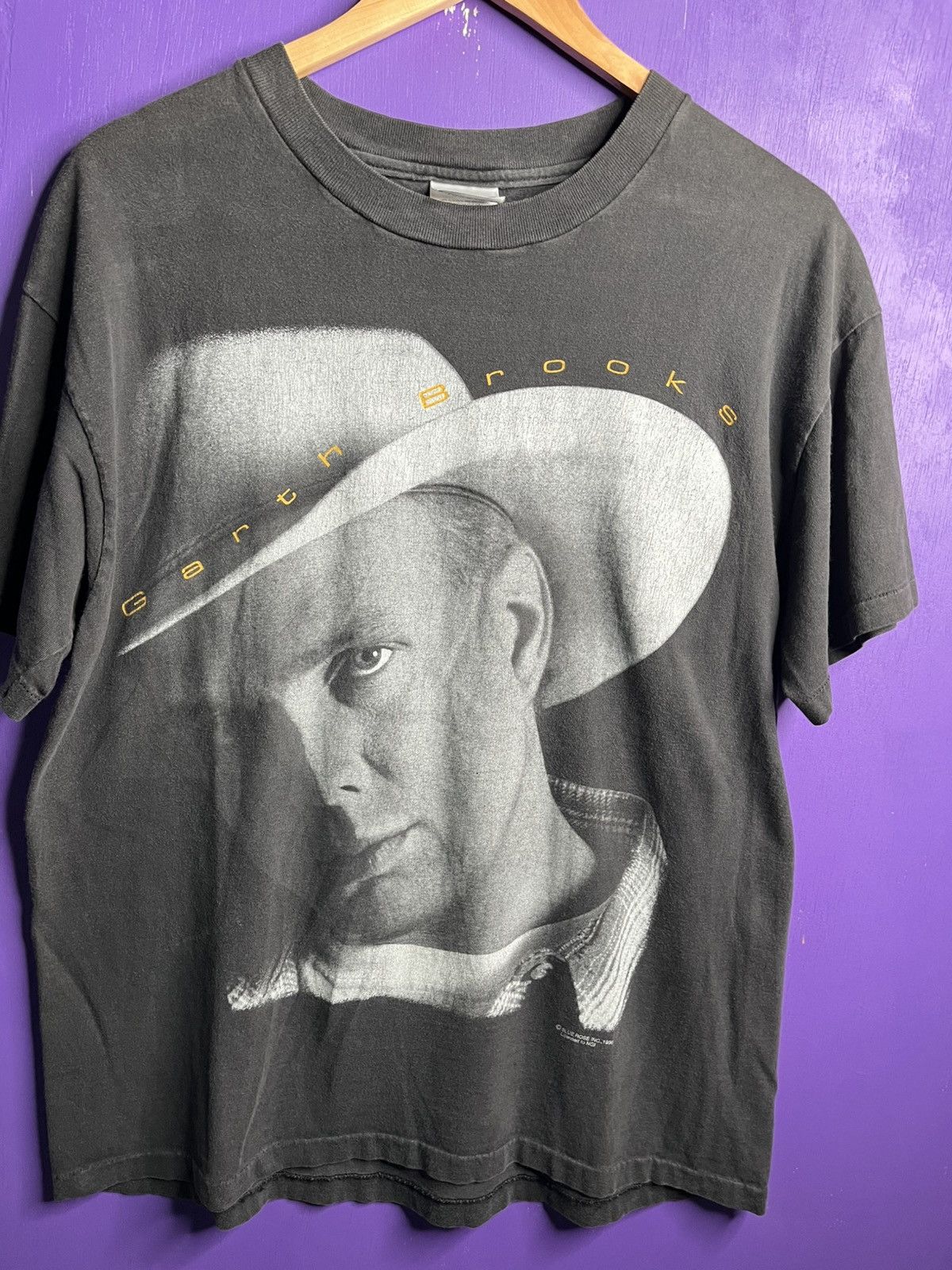 Band Tees × Vintage Vintage 1996 Garth brooks big face tour t-shirt Size US L / EU 52-54 / 3 - 3 Thumbnail