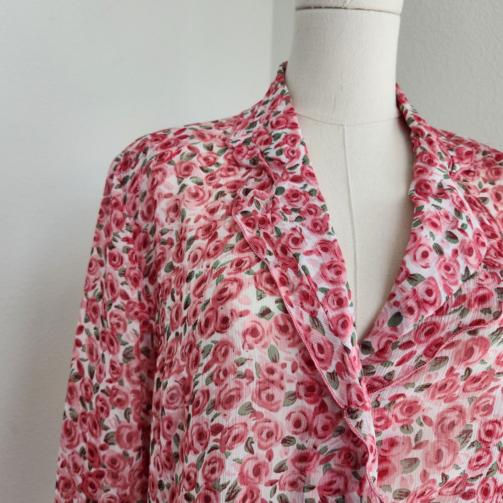 Vintage Vintage 80s Rose Print Sheer Button Down Blouse EU 42 L Size L / US 10 / IT 46 - 2 Thumbnail