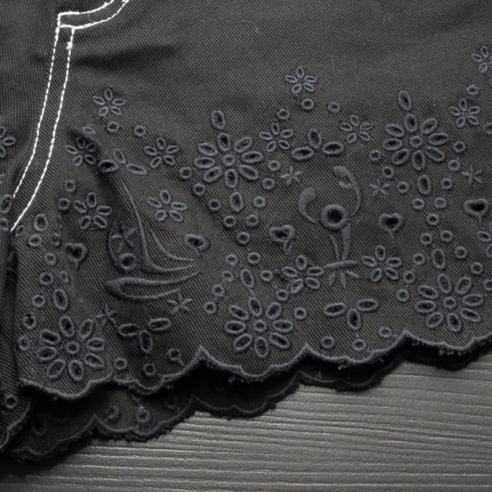 Staud Staud. Noemie Black Eyelet Short. Size 30" / US 8 / IT 44 - 13 Thumbnail