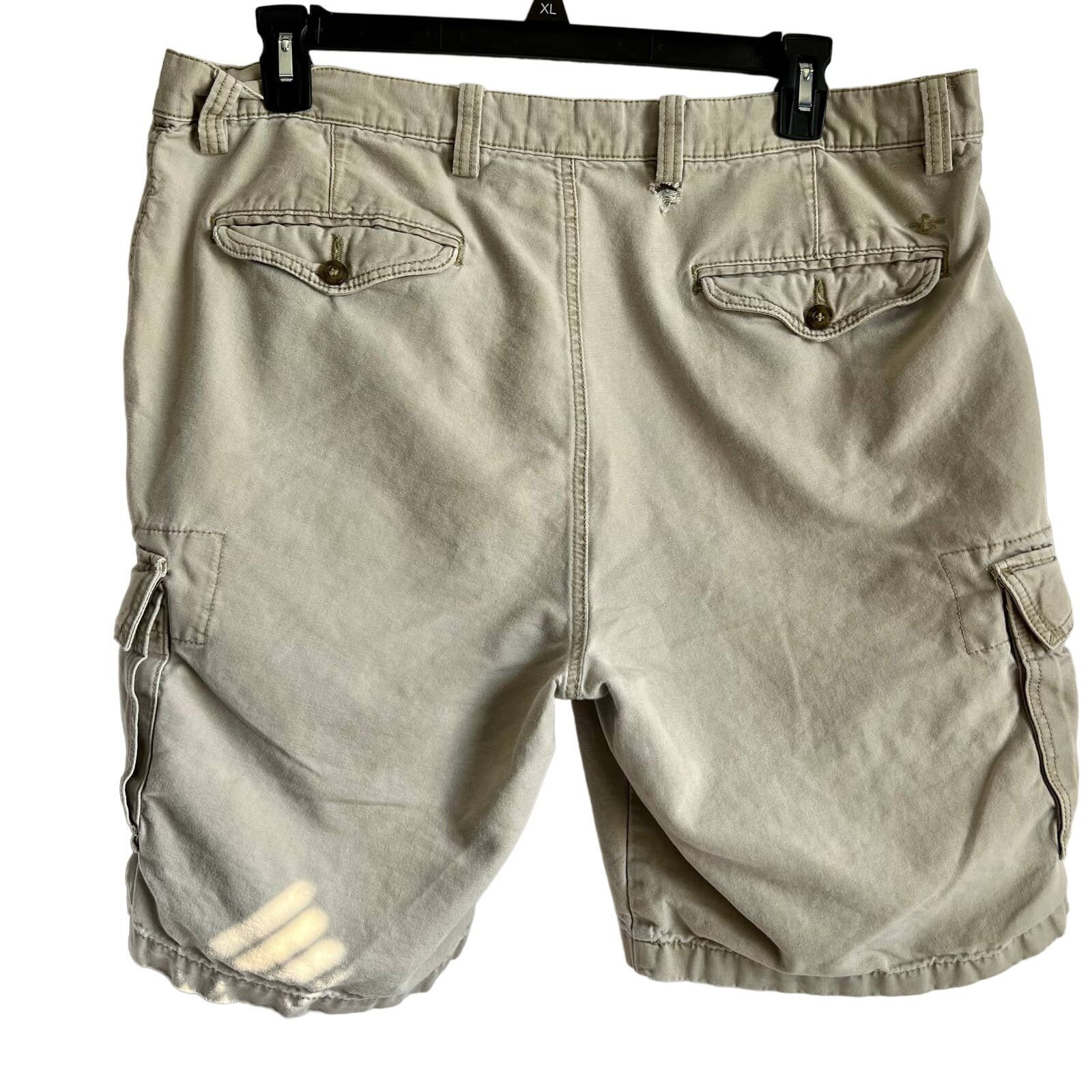 Dockers Dockers Cargo Shorts Men's W40 Khaki Flap Cargo Pockets Size US 40 / EU 56 - 2 Thumbnail