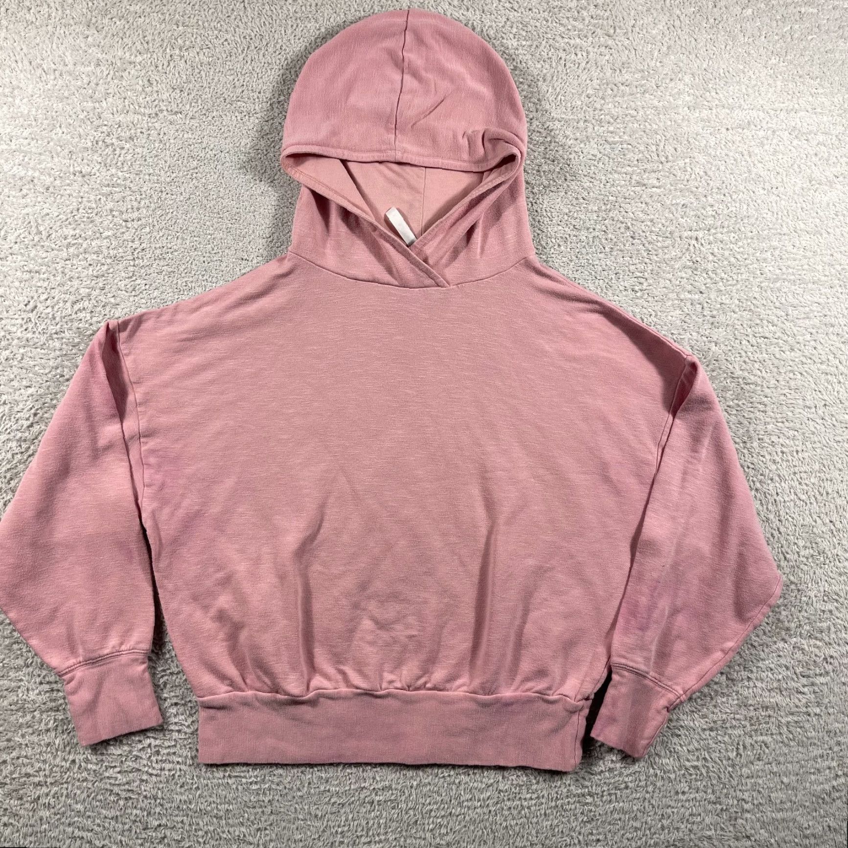 Fabletics Fabletics Go To Hoodie Pullover Womens Medium Pink Yoga Running Gym Casual Crop Size M / US 6-8 / IT 42-44 - 2 Thumbnail