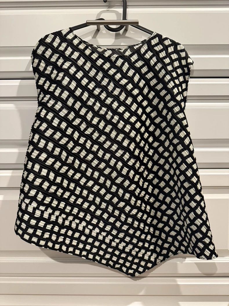 Issey Miyake Issey Miyake size:5 Out-of-print black and white checkered Size M / US 6-8 / IT 42-44 - 1 Thumbnail