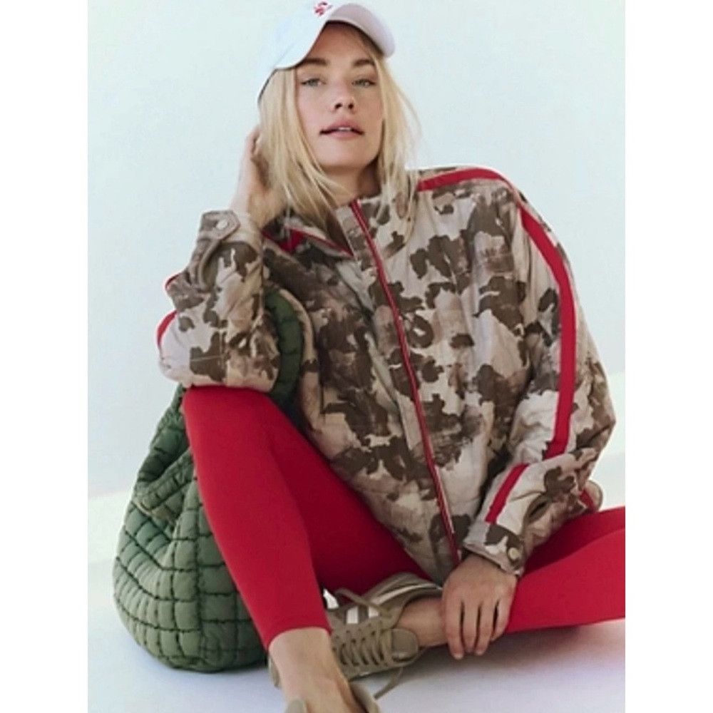 Free People NWT New $228 Free People Pippa Packable Puffer Jacket Size Size XS / US 0-2 / IT 36-38 - 1 Thumbnail