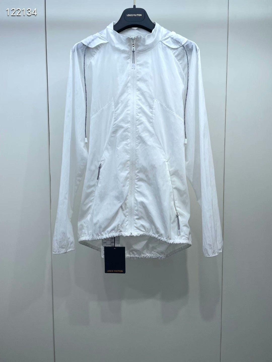 Louis Vuitton LV 2026 New White Hooded Sun Jacket Size XXS / US 00 / IT 34 - 1 Thumbnail
