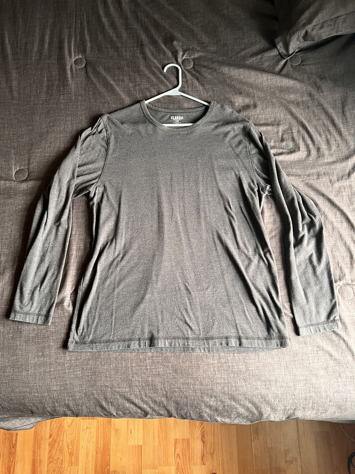 Old Navy Old Navy Long Sleeve Classic T-SHIRT Size US L / EU 52-54 / 3 - 1 Thumbnail