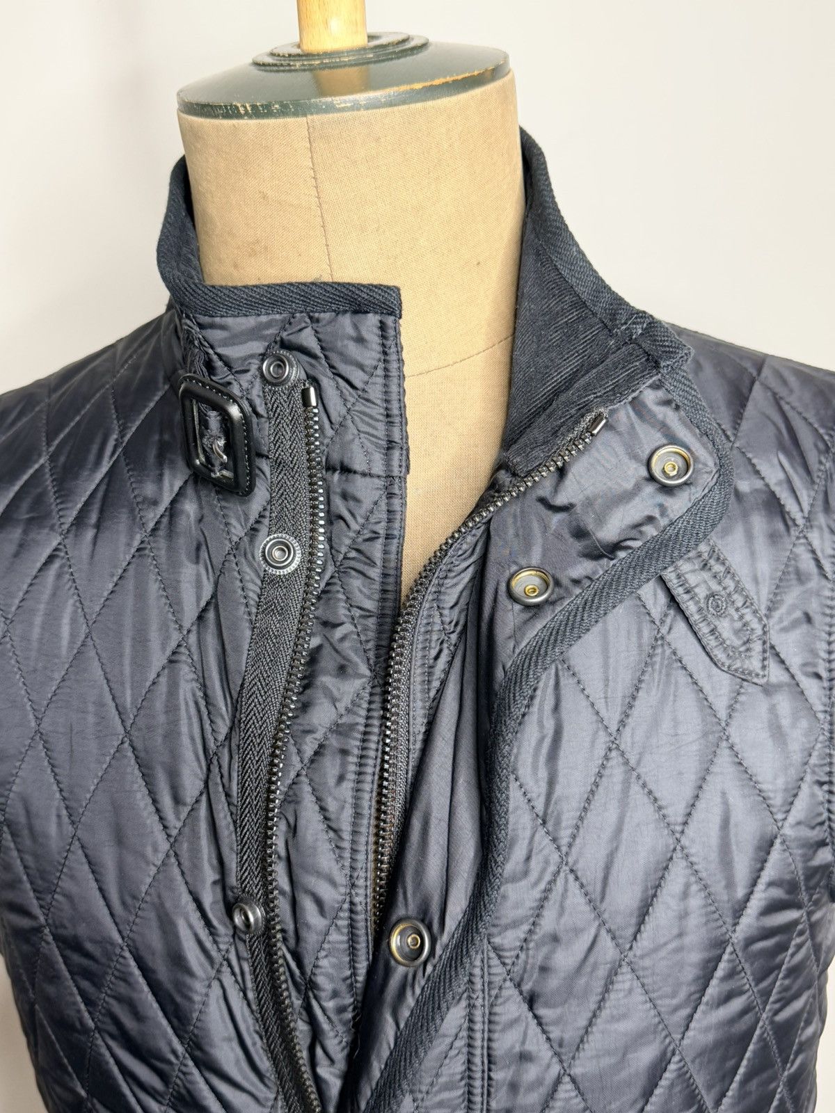 Burberry Burberry Brit Quilted Hallswood Vest. Black. Size Small Size US S / EU 44-46 / 1 - 3 Thumbnail